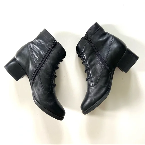 Vintage Boston Accent Granny Black Genuine Leather Lace-Up Heeled Ankle Boots - Picture 5 of 9